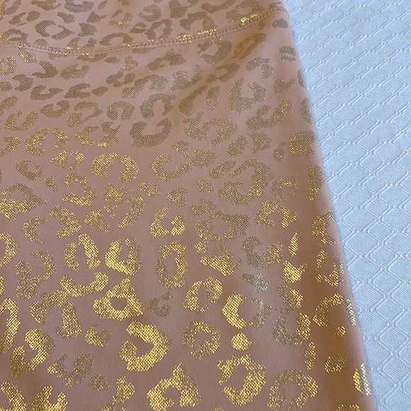 Zyia Active Gold Leopard 7/8 High Rise Light N Tight Leggings - Picture 6 of 6